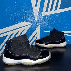 Air Jordan 11 Retro BG Space Jam 2016